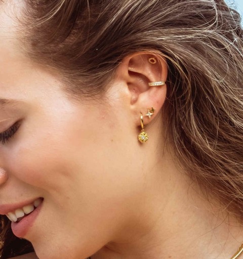 -Small earring in the shape of lightning with zircons. 925 sterling silver, gold-plated 2