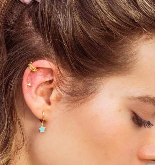 Ear cuff de plata de ley con baño de oro