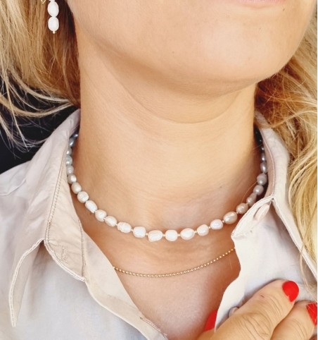 Collar de plata de ley y perlas, con baño de oro