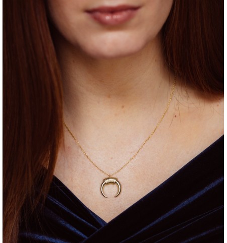 COLLAR CUERNO O LUNA INVERTIDA GOLD | Bymarta.es