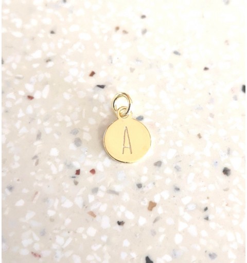 INITIAL CHARM GOLD