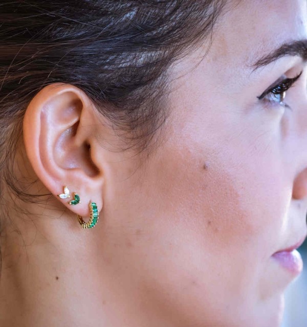 PENDIENTES CELIA WHITE MINIS GOLD | Bymarta.es